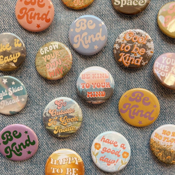 Positivity Button Pins: Be Kind - Sky Blue